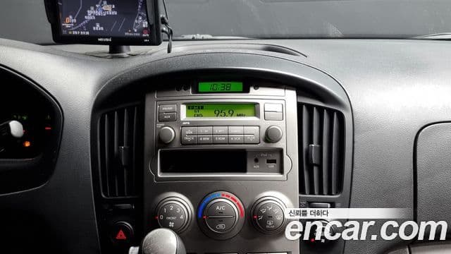 Hyundai Grand Starex CVX Luxury, 2011 16