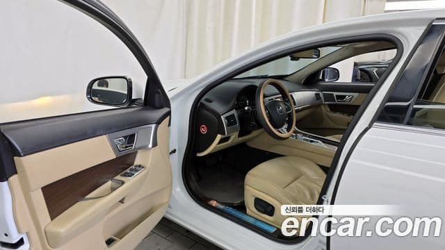 Jaguar New XF X250, 2015 10