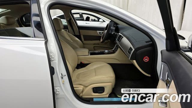 Jaguar New XF X250, 2015 11