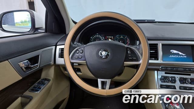 Jaguar New XF X250, 2015 13