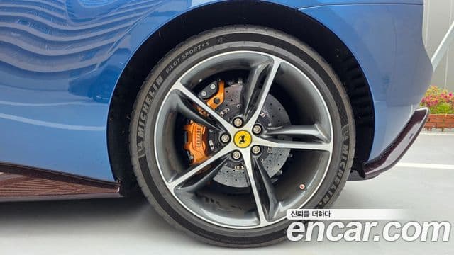 Ferrari 296 GTS 3.0 V6, 2024 19