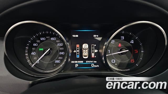 Jaguar XE Prestige, 2016 8