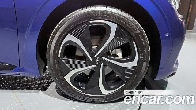 Kia EV6 GT Line, 2022 все фото