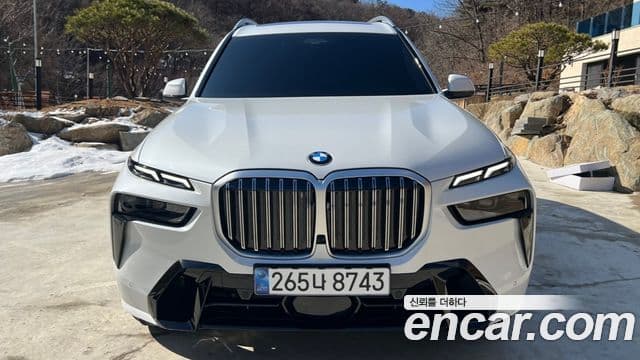 BMW X7 (G07) xDrive 40d M Sport 6인승, 2025 3