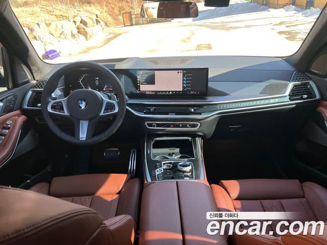 BMW X7 (G07) xDrive 40d M Sport 6인승, 2025 8