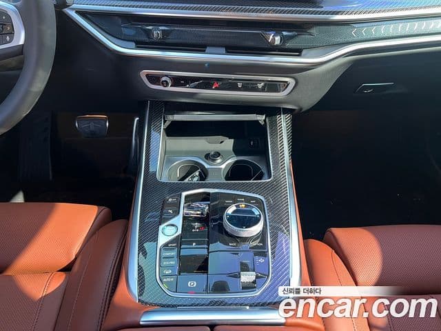 BMW X7 (G07) xDrive 40d M Sport 6인승, 2025 13