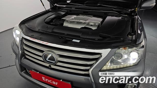 Lexus LX J200, 2015 6