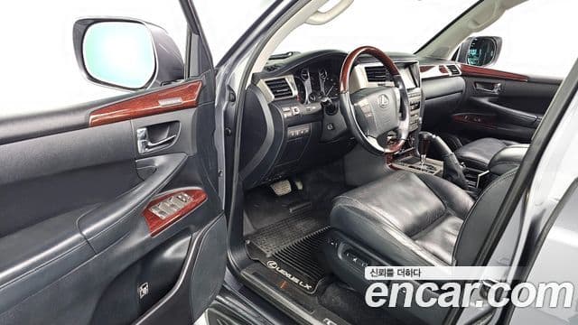 Lexus LX J200, 2015 11