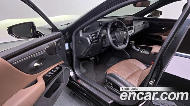 Lexus ES300h 7세대 Executive, 2023 11