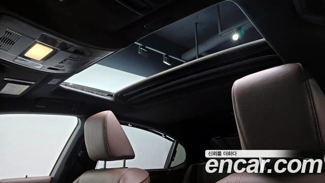 Lexus ES300h 7세대 Executive, 2023 17