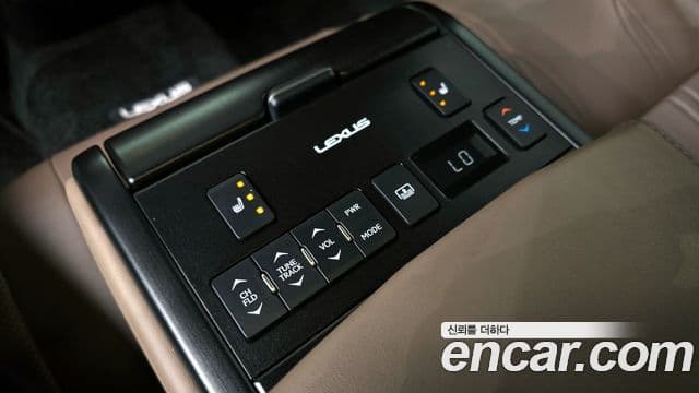 Lexus ES300h 7세대 Executive, 2023 20