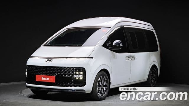 Hyundai Staria лимузин, 2023 1