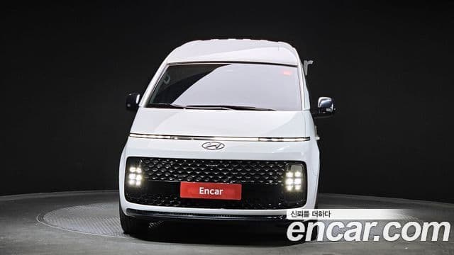 Hyundai Staria лимузин, 2023 3