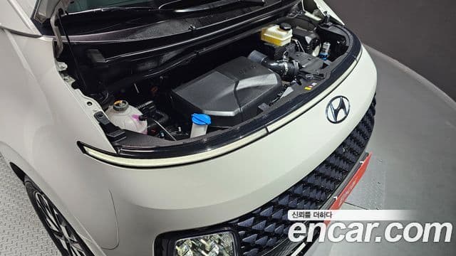 Hyundai Staria лимузин, 2023 6