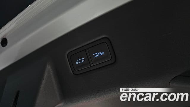 Hyundai Staria лимузин, 2023 19