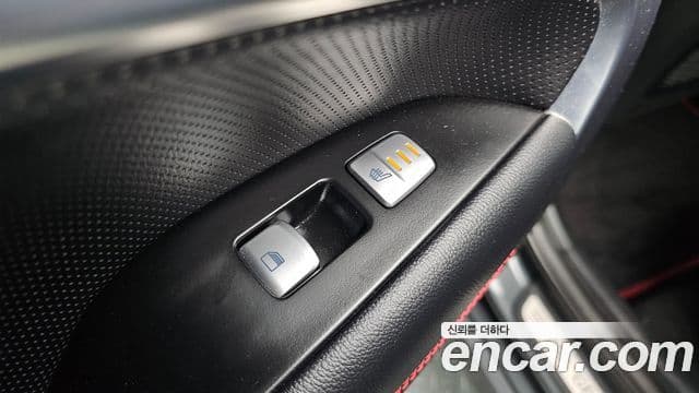 Genesis G70 Sport пакет, 2018 18