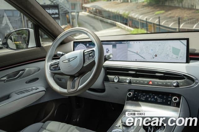 Genesis GV70, 2025 6