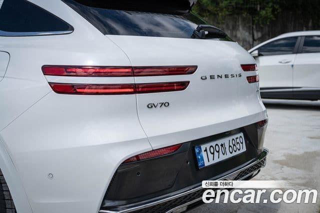 Genesis GV70, 2025 8
