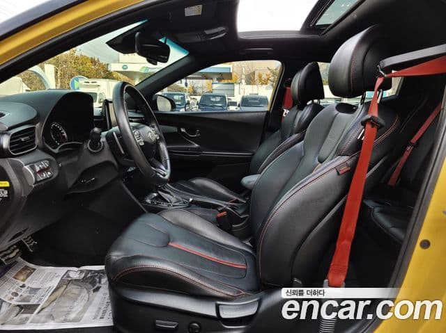 Hyundai Veloster (JS) Core, 2019 10