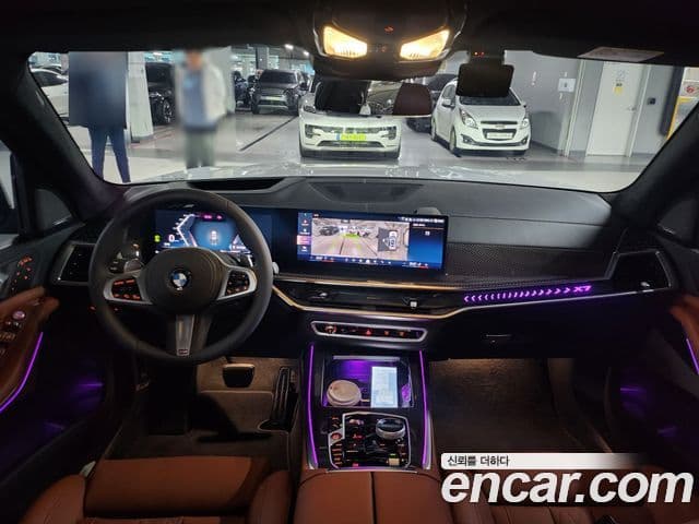 BMW X7 (G07) xDrive 40d M Sport 6인승, 2025 9