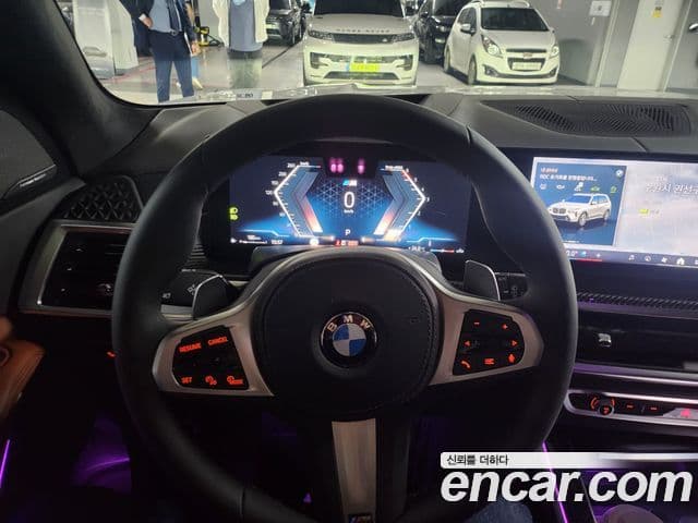BMW X7 (G07) xDrive 40d M Sport 6인승, 2025 12