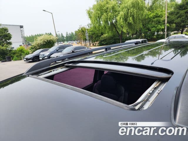 KG모빌리티(SsangYong) Korando 투리스모 4WD TX 9인승, 2017 2