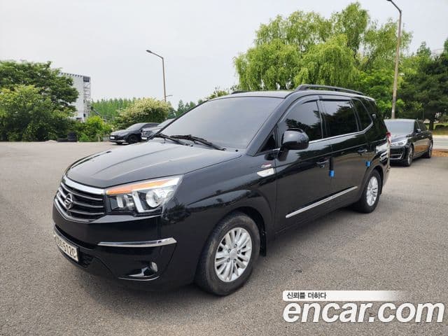 KG모빌리티(SsangYong) Korando 투리스모 4WD TX 9인승, 2017 4