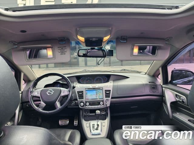 KG모빌리티(SsangYong) Korando 투리스모 4WD TX 9인승, 2017 7