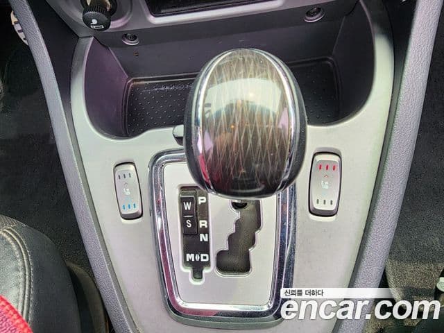 KG모빌리티(SsangYong) Korando 투리스모 4WD TX 9인승, 2017 13