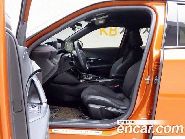 Peugeot 2008 2세대 1.5 BlueHDi GT Line, 2021 14