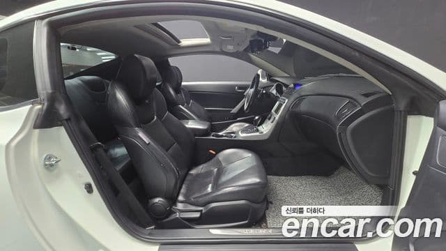 Hyundai Genesis купе 200 турбо RW, 2010 11