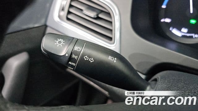 Hyundai LF Sonata гибрид Modern, 2016 17