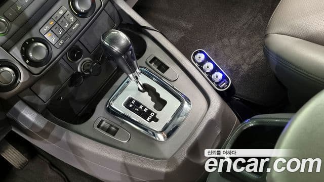 KG모빌리티(SsangYong) Korando 투리스모 4WD LT 9인승, 2014 9