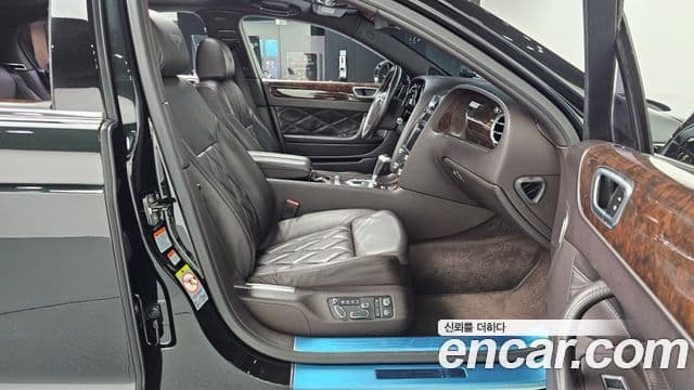 Bentley Flying Spur 1세대 6.0 Speed, 2012 11