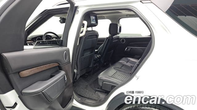 Land Rover Discovery 5 Luxury, 2017 11