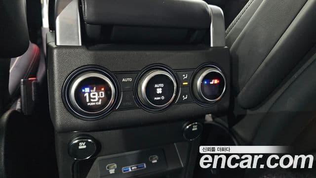 Land Rover Discovery 5 Luxury, 2017 19