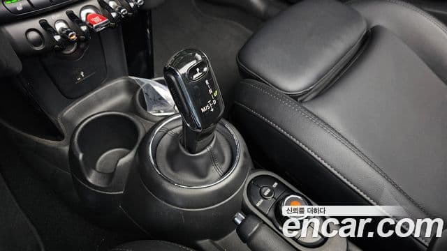 Mini Cooper кабриолет 3세대, 2021 9