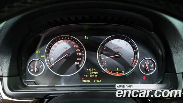BMW 5시리즈 (F10), 2011 8