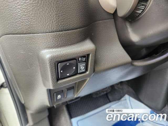 Nissan 큐브 Z12, 2012 8