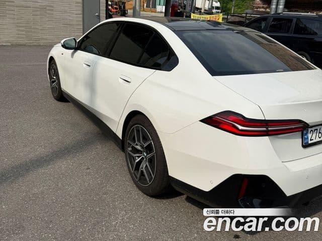 BMW 5시리즈 (G60) 520i M Sport, 2025 3