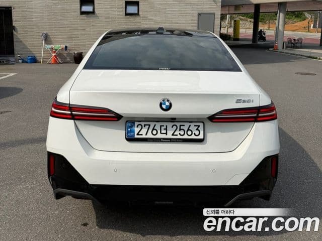 BMW 5시리즈 (G60) 520i M Sport, 2025 4
