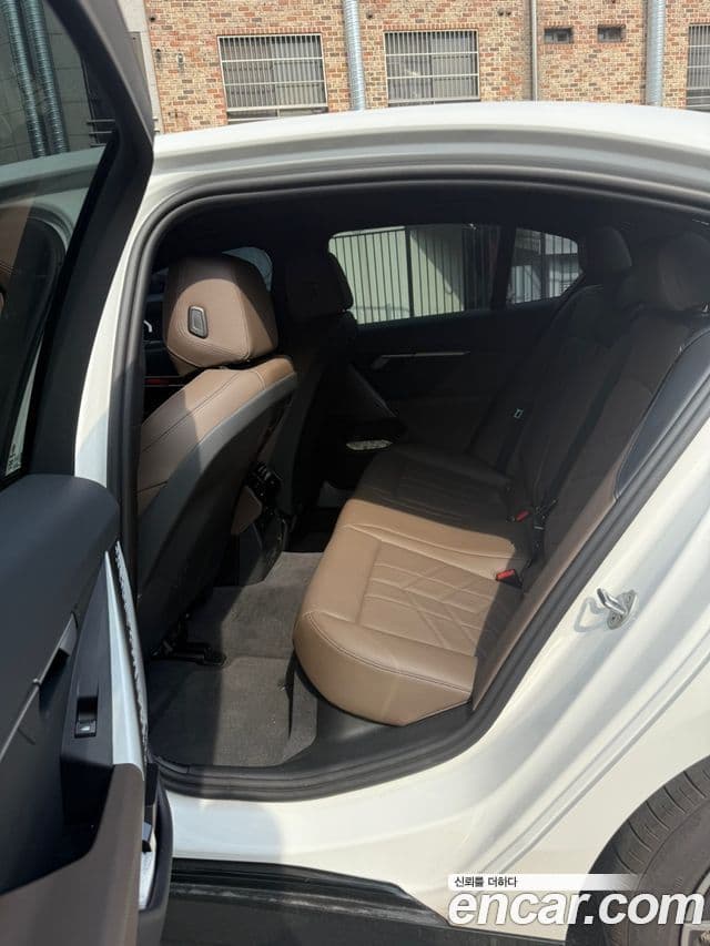 BMW 5시리즈 (G60) 520i M Sport, 2025 8