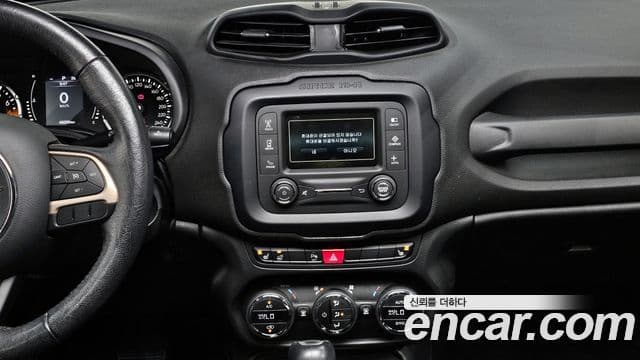 Jeep Renegade 2.4 Longitude, 2015 15