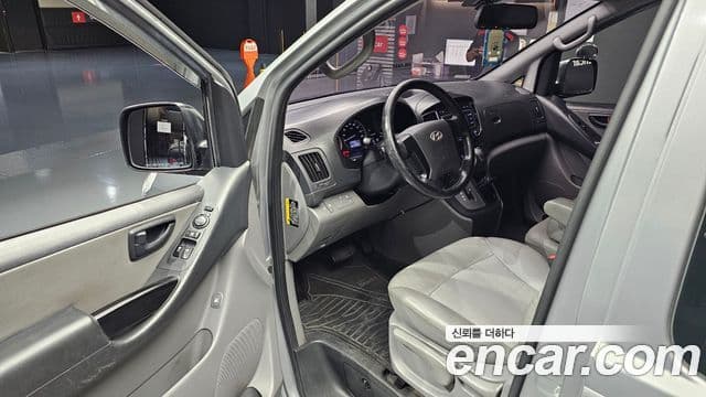 Hyundai Grand Starex Smart, 2016 11