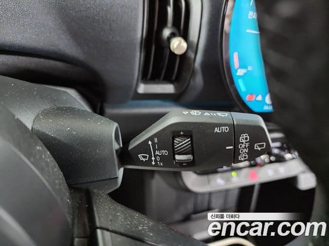 Mini Cooper C 4세대 Essential, 2025 19