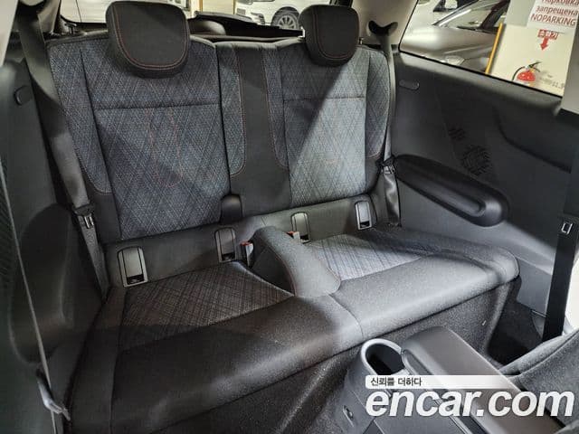 Mini Cooper C 4세대 Essential, 2025 10