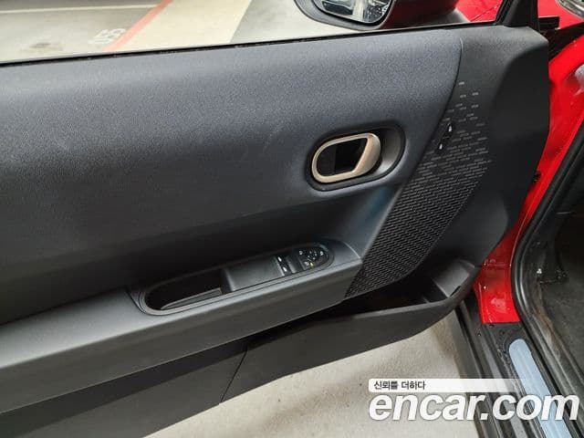 Mini Cooper C 4세대 Essential, 2025 14