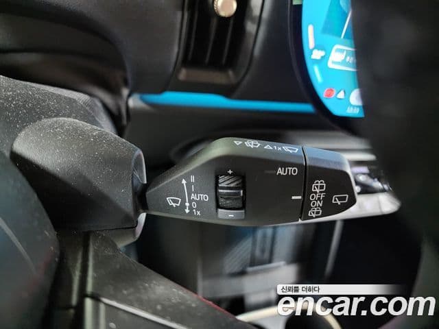 Mini Cooper C 4세대 Essential, 2025 18