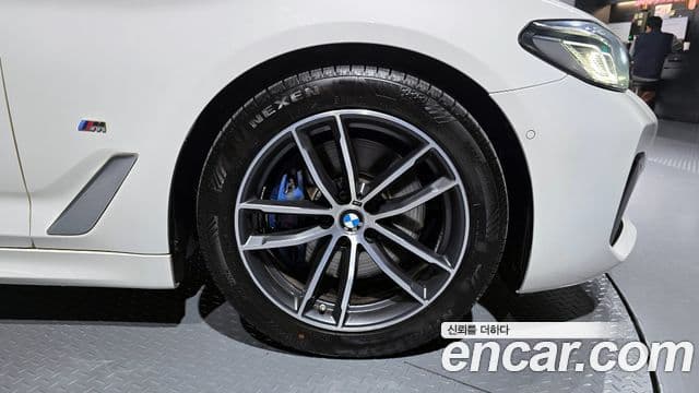 BMW 5시리즈 (G30) 520i M Sport, 2021 все фото