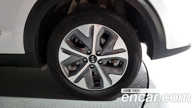 Kia Niro EV Noblesse, 2021 все фото